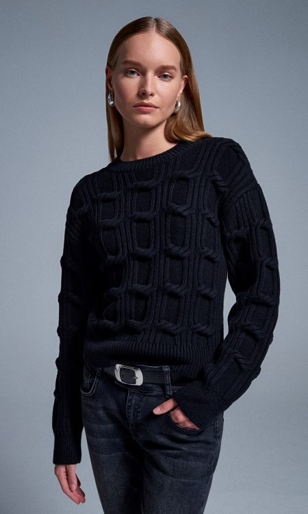 Dilvin 10825 Kabartma Detaylı Triko Kazak