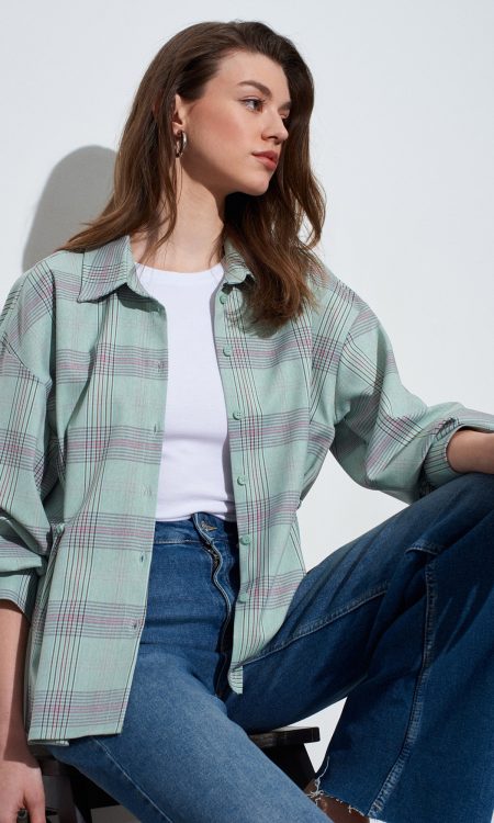 Dilvin 50540 Pileli Oversize Gömlek-Yeşil